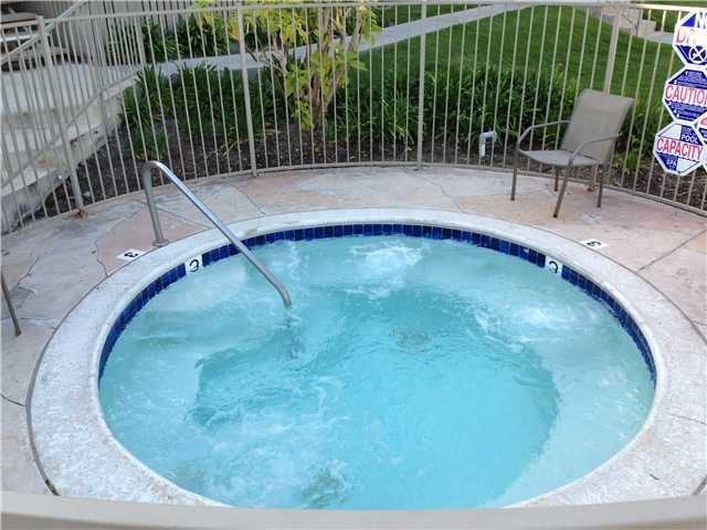 432 Edgehill Ln #114 - Photo 6 of 14