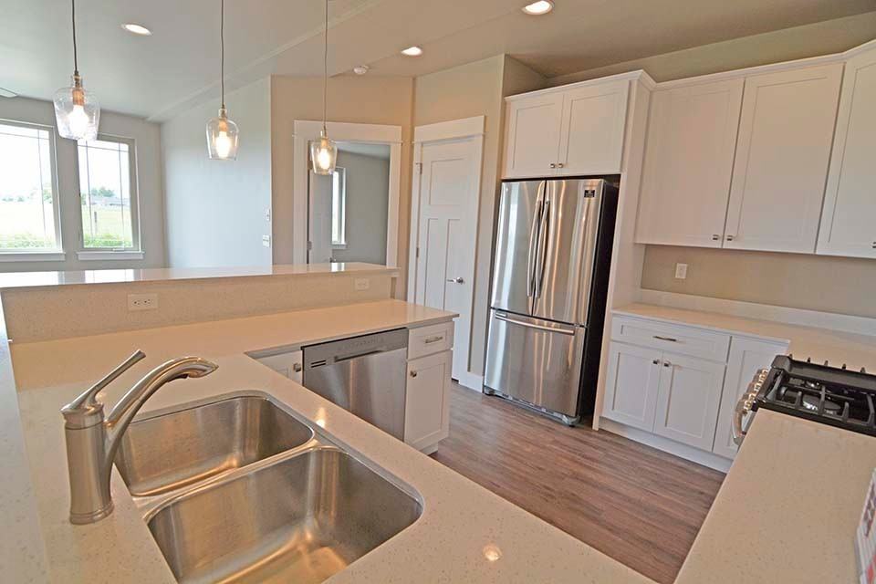 3074 Lori Ln - Photo 6 of 18