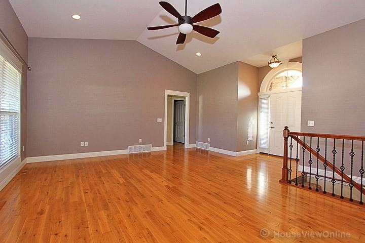 1824 Greenbrier St - Photo 6 of 50