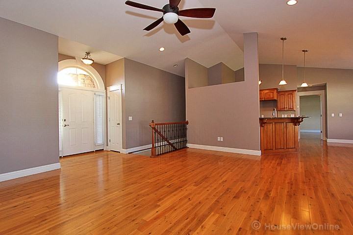 1824 Greenbrier St - Photo 7 of 50