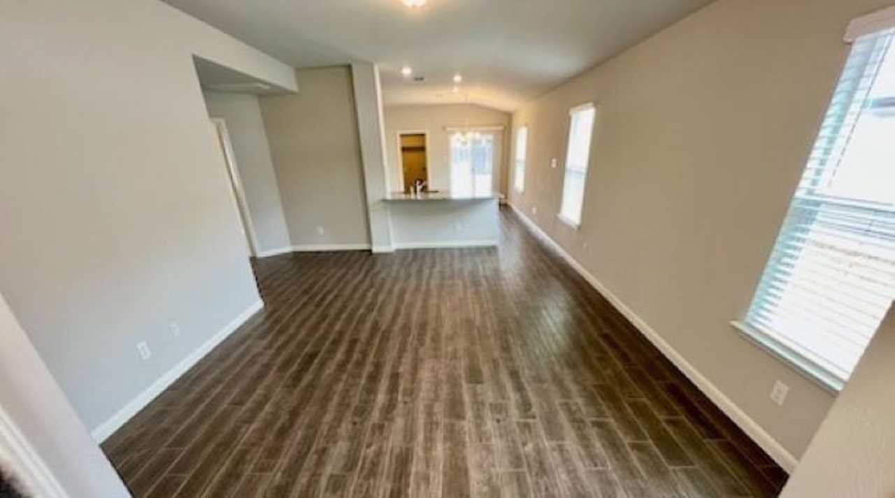 2277 Olive Hill Dr - Photo 3 of 35