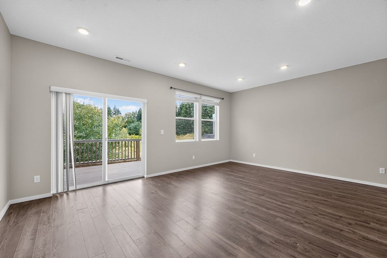 913 N 18th Ter - Photo 6 of 14