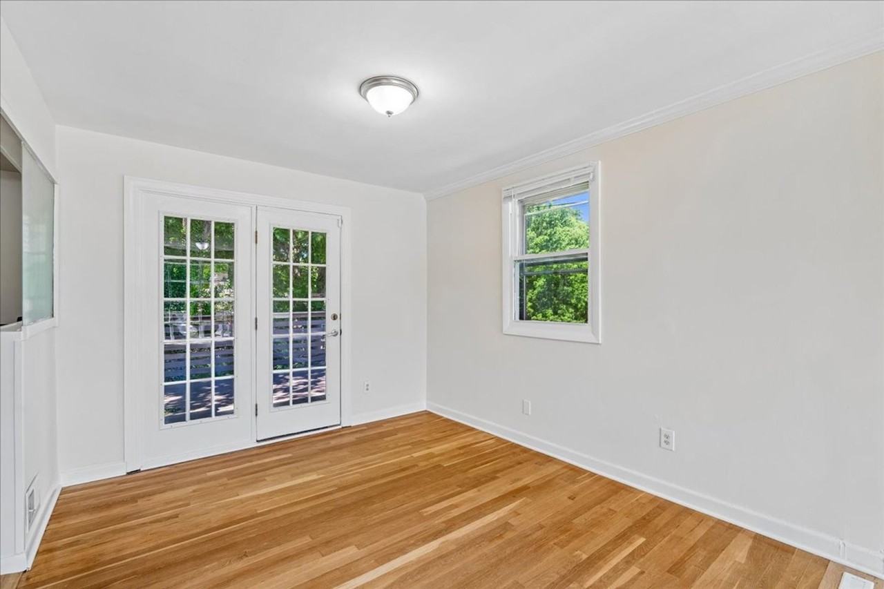 13012 Georgia Ave - Photo 7 of 31
