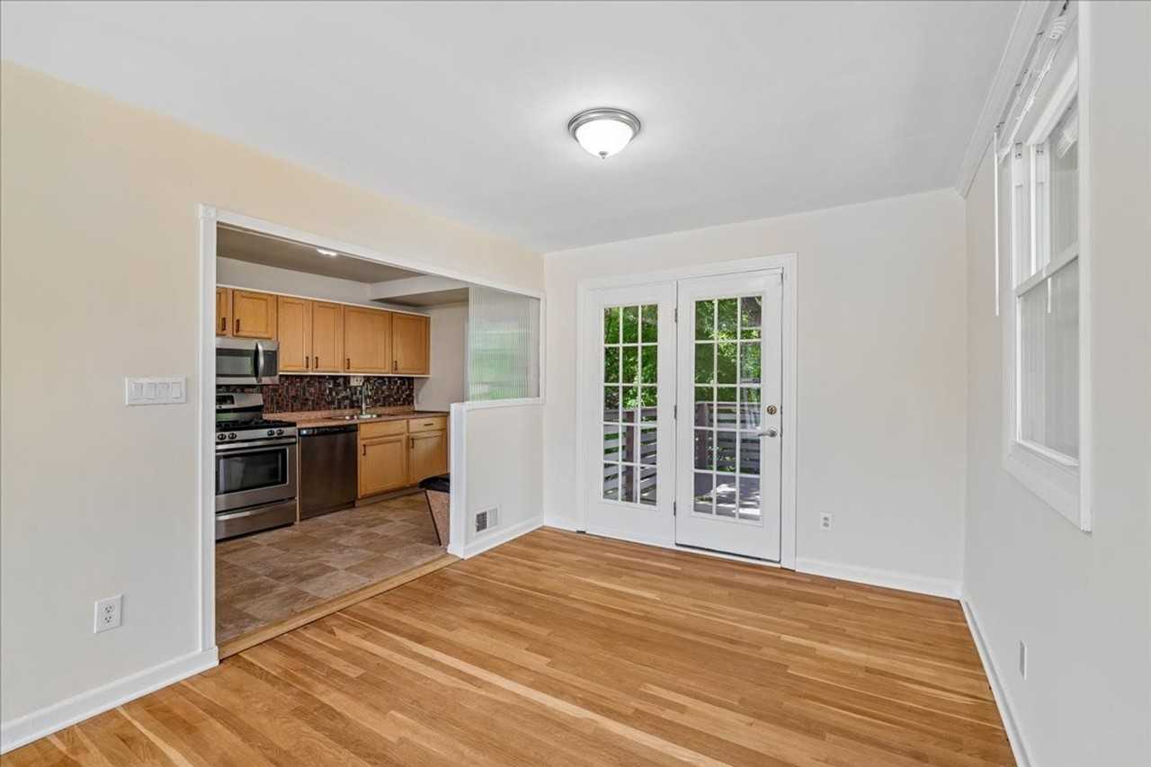 13012 Georgia Ave - Photo 6 of 28