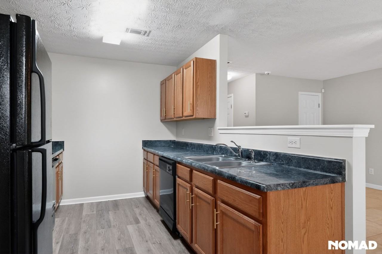 2764 Vining Ridge Ter - Photo 4 of 33