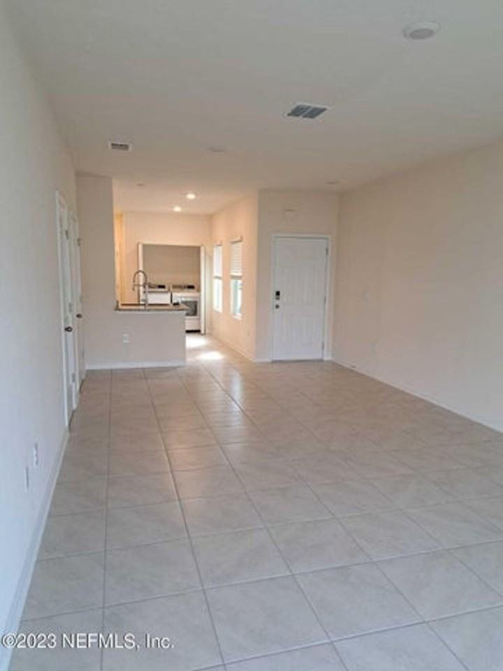 213 Pasadena Dr - Photo 6 of 19