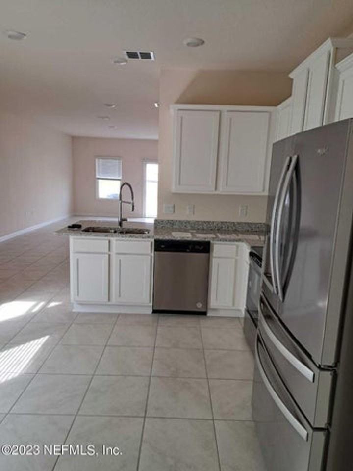 213 Pasadena Dr - Photo 7 of 19