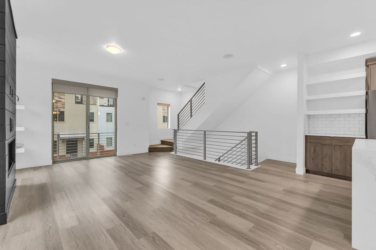 2250 N 475 W - Photo 7 of 38
