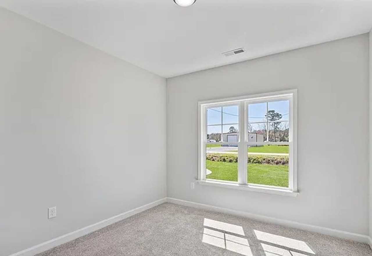 1405 Stoney Creek Church Rd - Photo 7 of 16