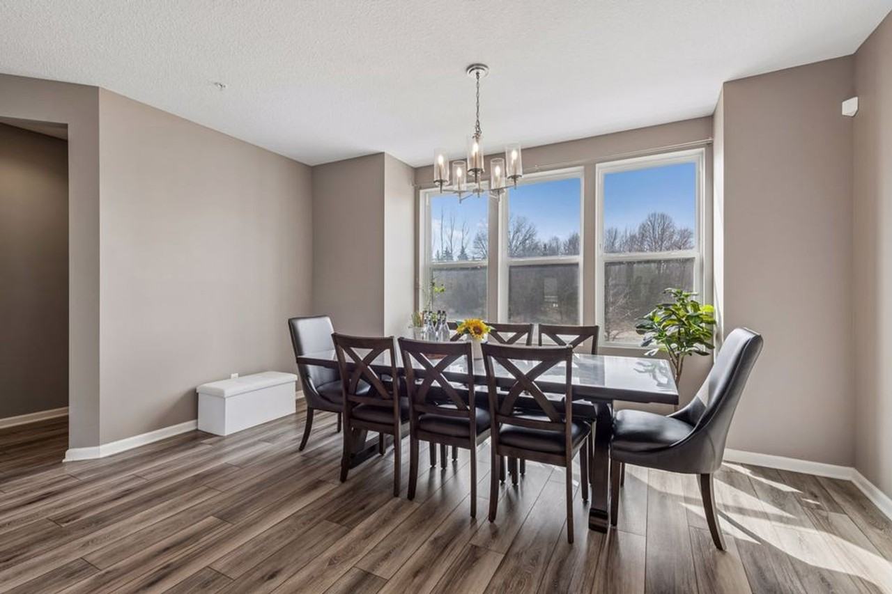 573 Satori Way - Photo 7 of 36