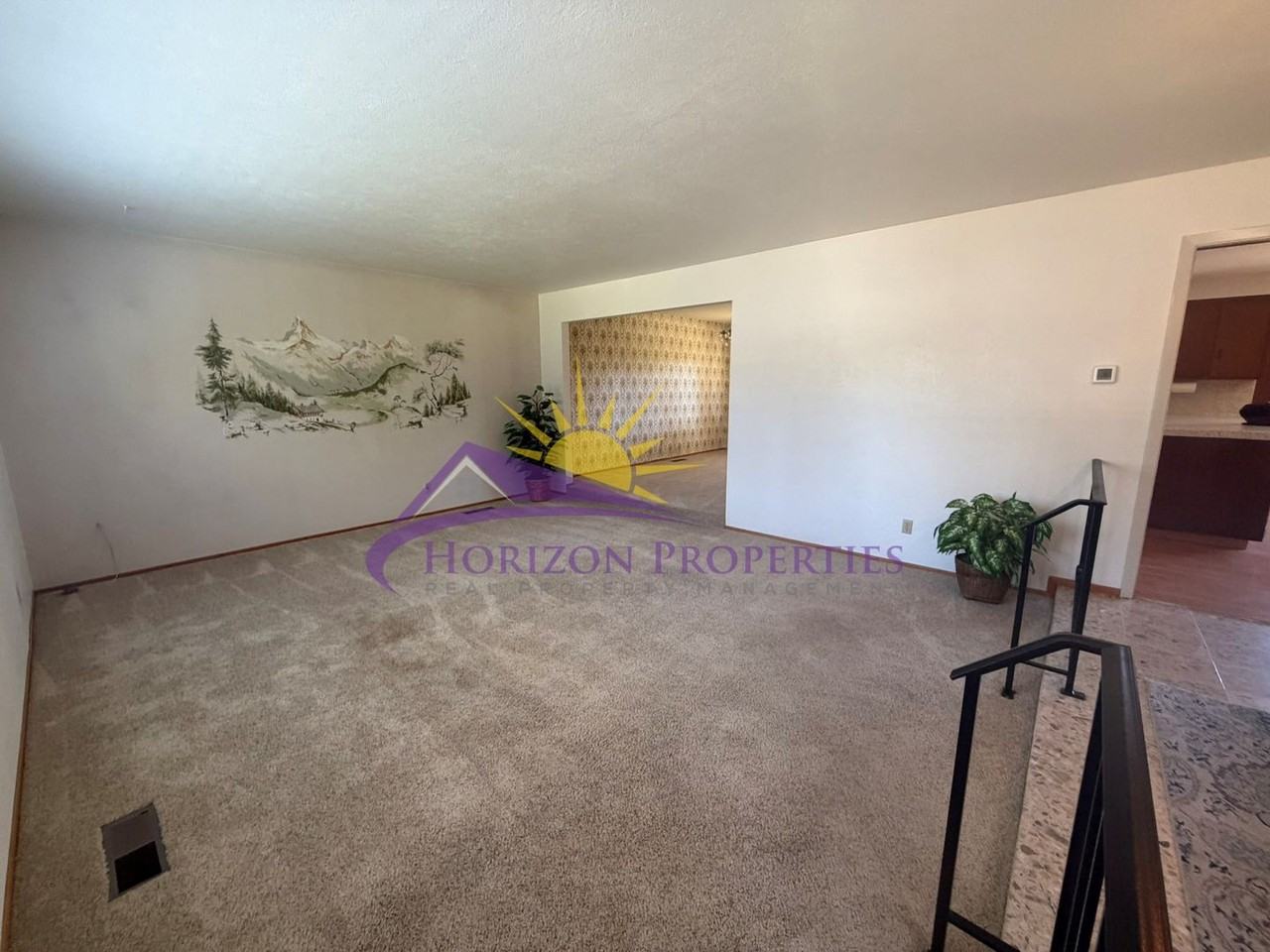 4939 Durland Way - Photo 6 of 33