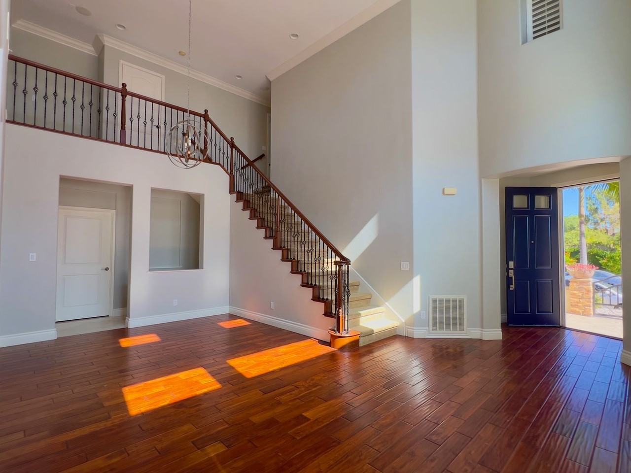 2287 Calle Catarina - Photo 4 of 35