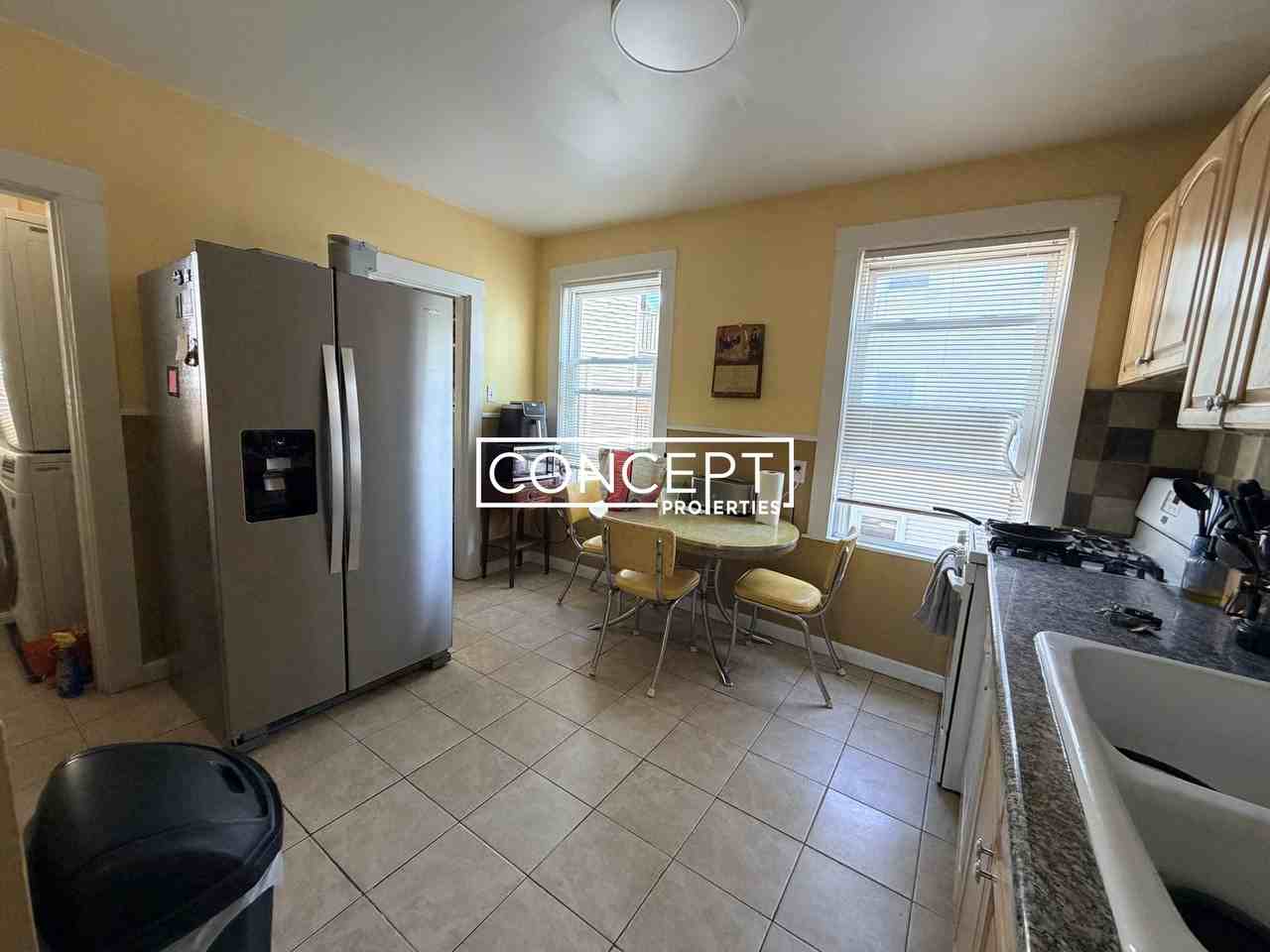 21 Germania St #2 - Photo 3 of 13