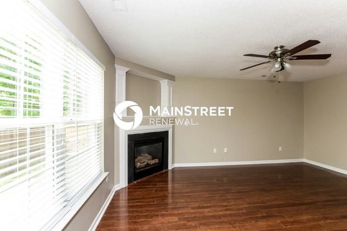126 Hampshire Dr - Photo 4 of 18
