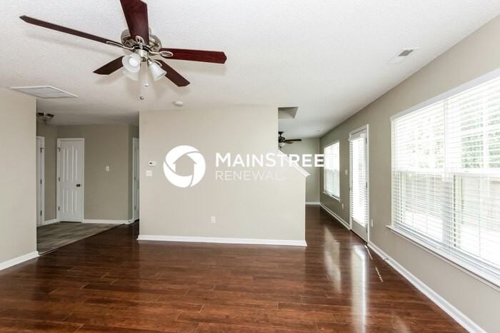 126 Hampshire Dr - Photo 6 of 18