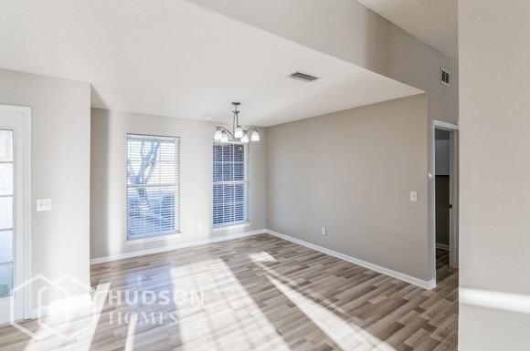 245 Lake Forest Dr - Photo 7 of 13