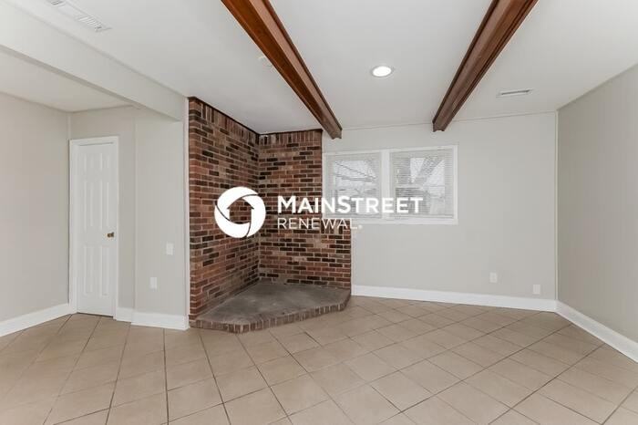 9905 Kidwelly Dr - Photo 4 of 16