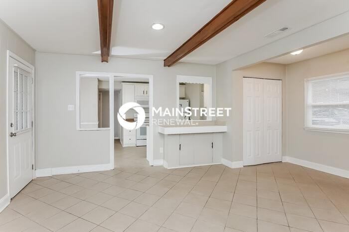 9905 Kidwelly Dr - Photo 5 of 16