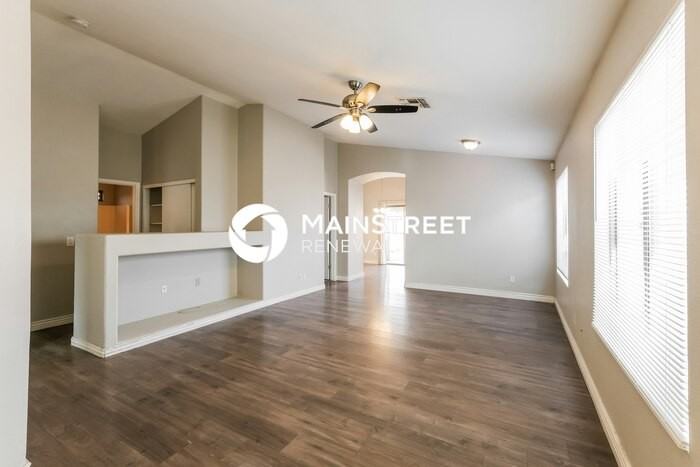 3910 N 105th Ln - Photo 5 of 18