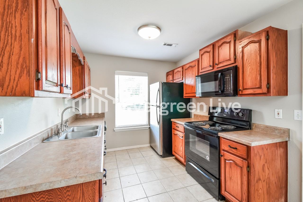 2515 W Ash St - Photo 6 of 15