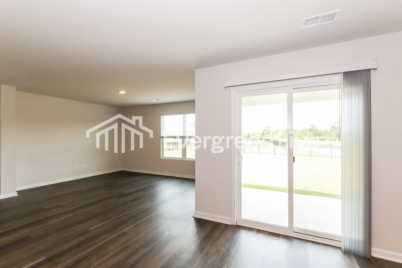 1190 Ridgeford Dr - Photo 5 of 16
