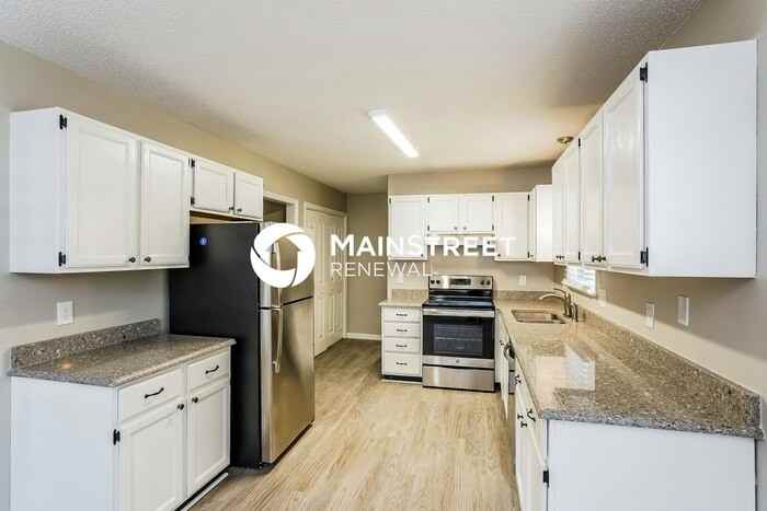 5124 Lundy Dr - Photo 6 of 17