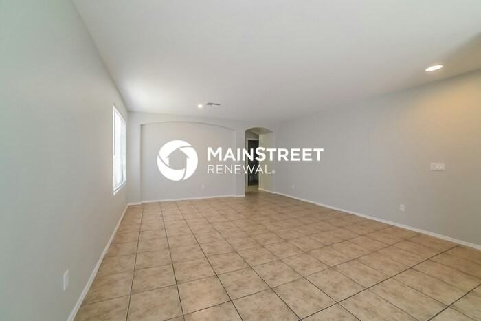 2214 S 114th Ln - Photo 4 of 16