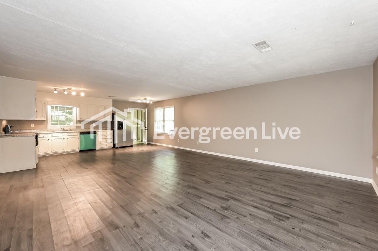 4428 Cary Dr - Photo 2 of 15