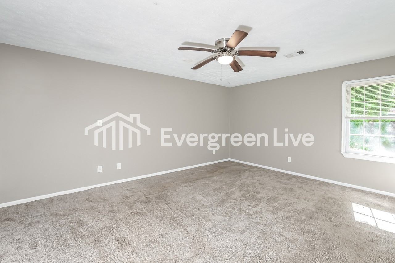 4428 Cary Dr - Photo 7 of 15