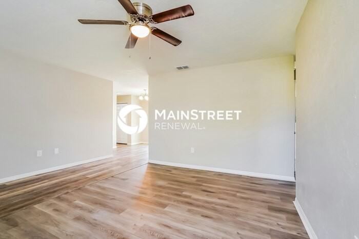 4007 4th St W - Photo 4 of 16
