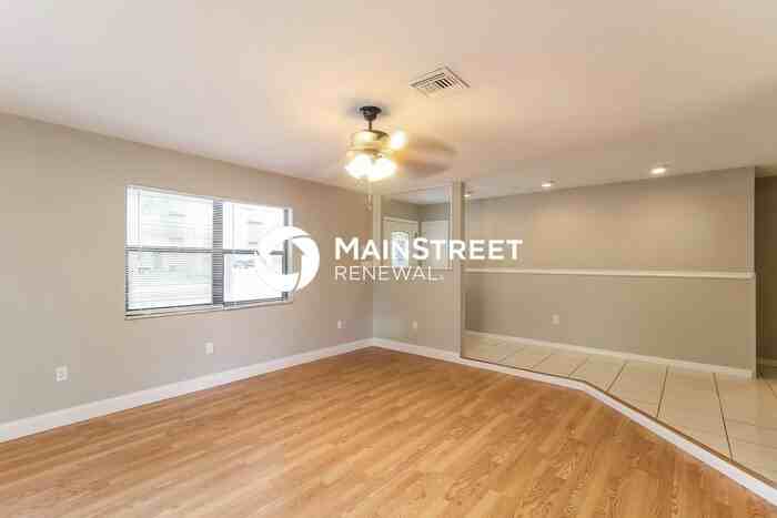 4664 Rainbow Rd - Photo 4 of 16