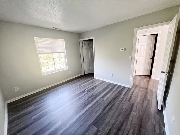 2612 Crisnic Ct #2612 - Photo 6 of 10