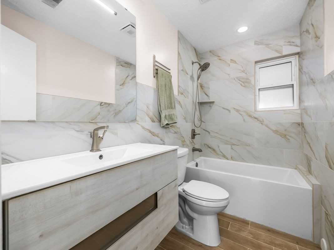 2885 E LORAN DR - Photo 4 of 30