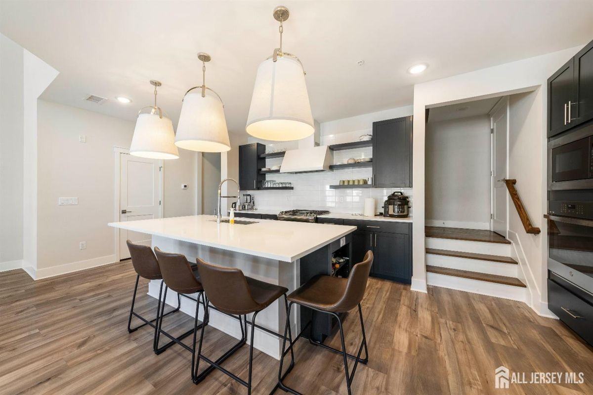707 Station Rd - Photo 6 of 19