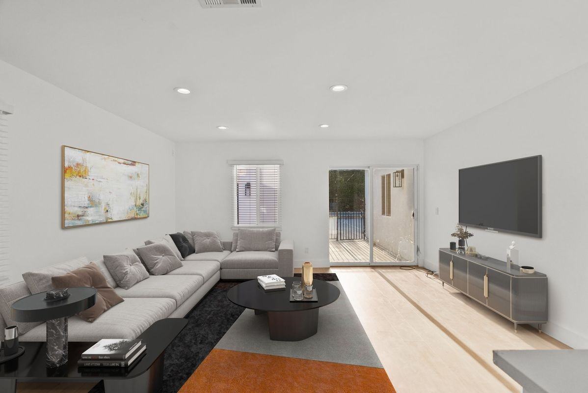 5937 Ranchito Ave - Photo 3 of 6