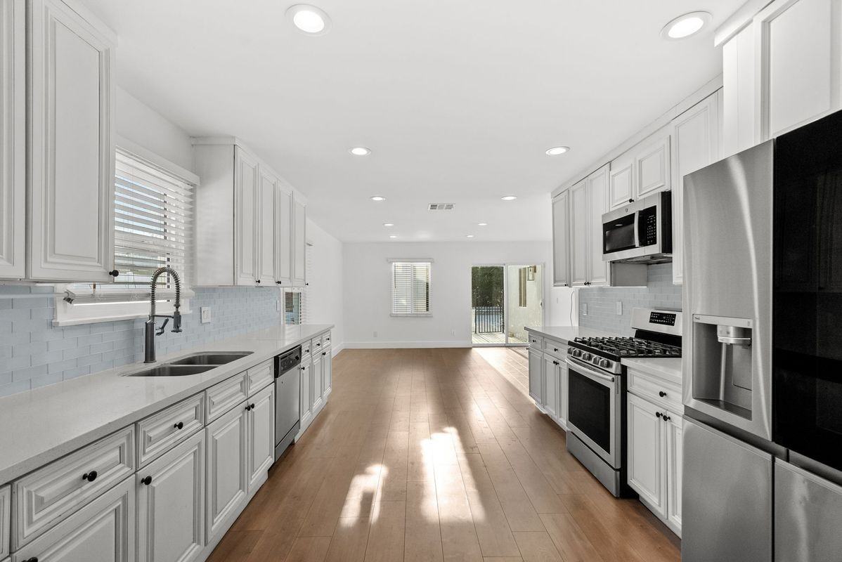 5937 Ranchito Ave - Photo 4 of 6