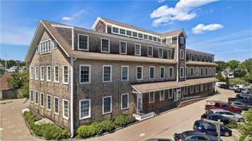 featured image of 60 Willow St ##304