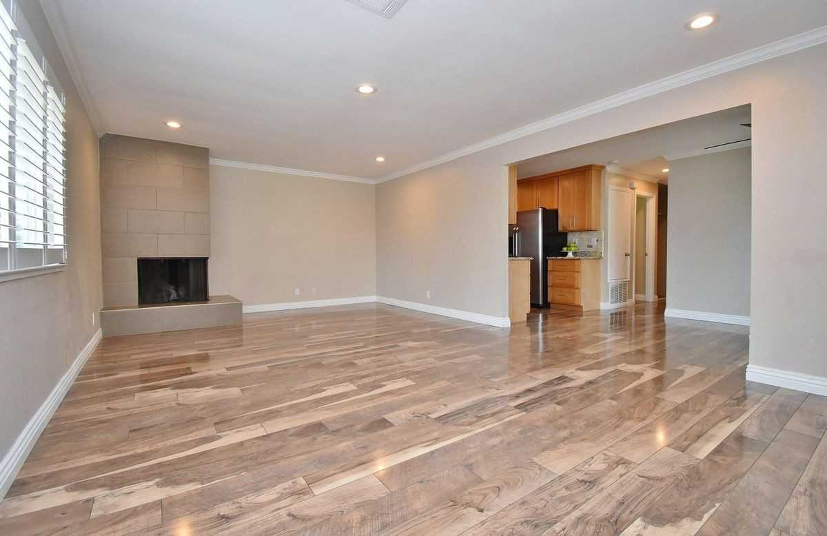 4640 Rishell Ct - Photo 3 of 19