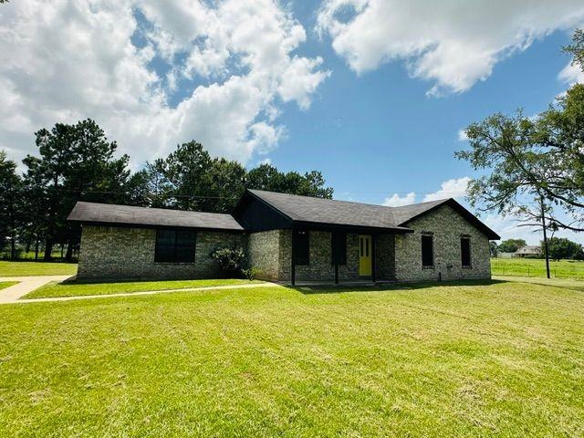 1470 Fm 2712 - Photo 2 of 36