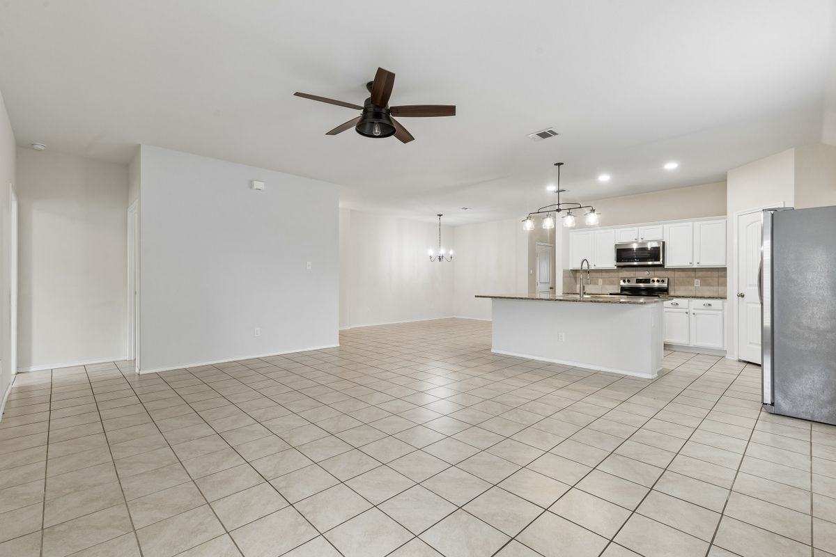 2850 Dusty Rd - Photo 4 of 11