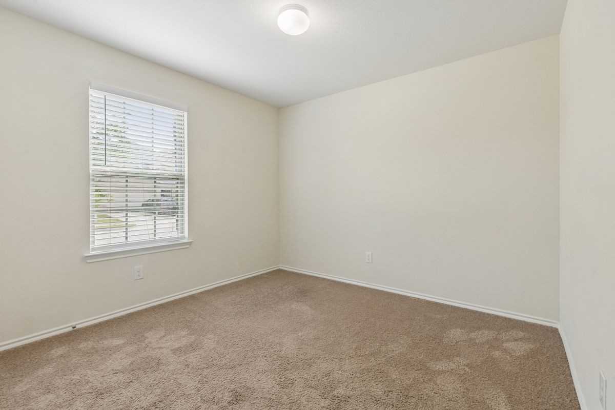 2850 Dusty Rd - Photo 5 of 11