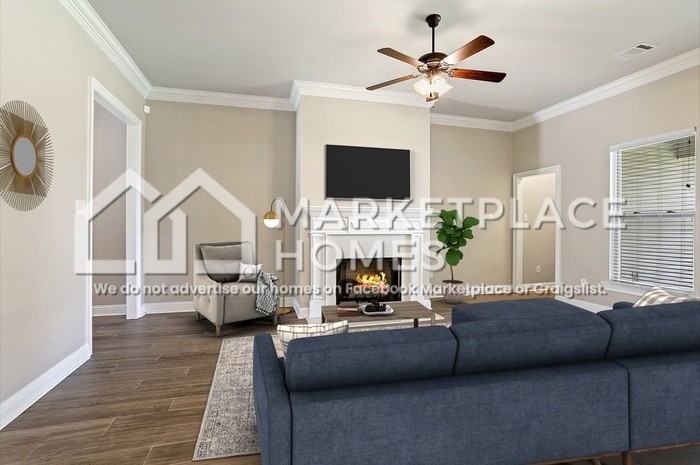 462 Lake Breeze Dr - Photo 4 of 20