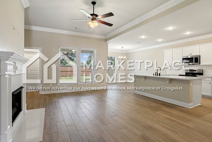 462 Lake Breeze Dr - Photo 5 of 20