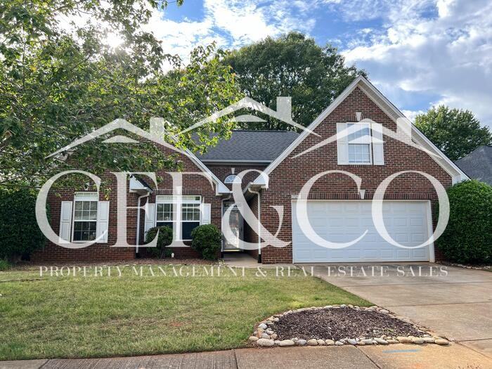 729 Lanyon Ln - Photo 2 of 24