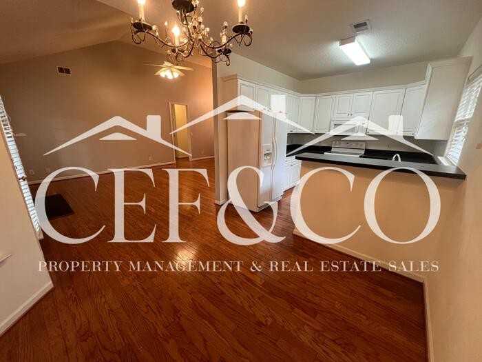 729 Lanyon Ln - Photo 6 of 24