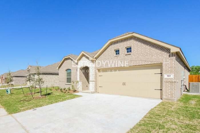 122 Jenkinson Dr - Photo 3 of 30