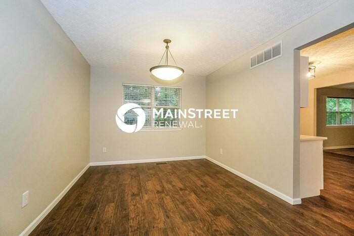 550 Morrison Dr - Photo 4 of 18