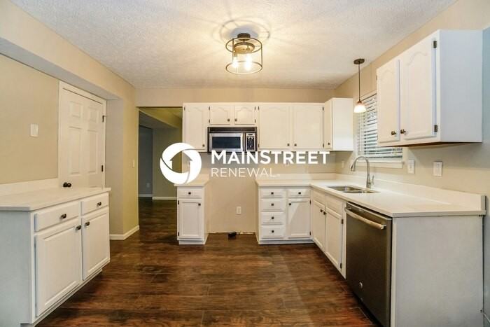 550 Morrison Dr - Photo 5 of 18