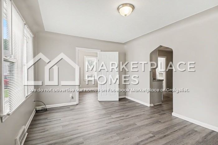22046 Birchwood Ave - Photo 4 of 22