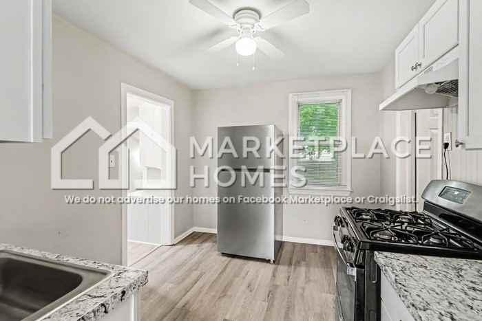 22046 Birchwood Ave - Photo 6 of 22